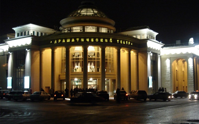 На сцену Оренбургского драматического театра выйдут «Примадонны»